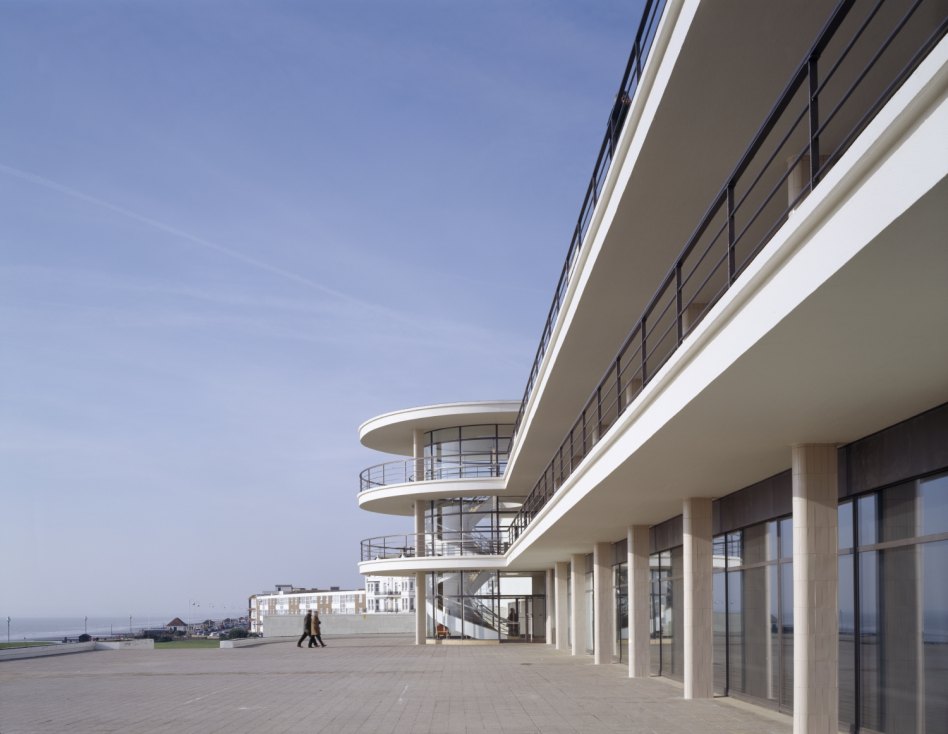 John McAslan + Partners. De La Warr Pavilion.External View.