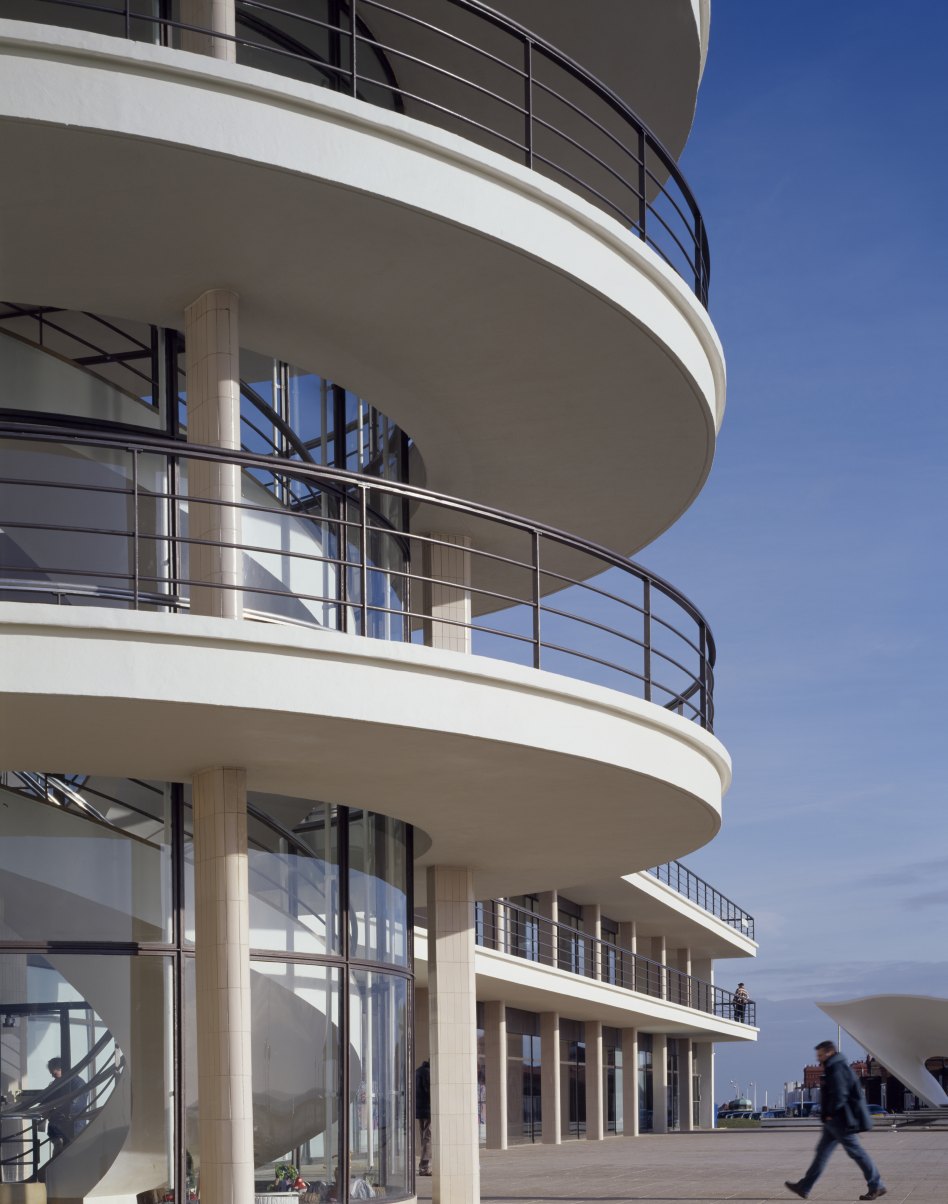 John McAslan + Partners. De La Warr Pavilion.Internal View.