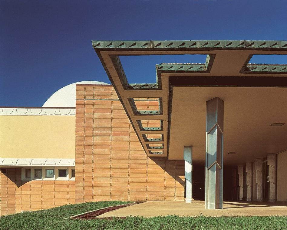 John McAslan + Partners. Florida Southern College. Polk County Science Building. Exterior.